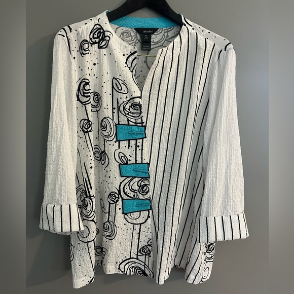 Ali Miles MOONLIGHT WHITE & BLACK SWING JACKET - Picture 6 of 12